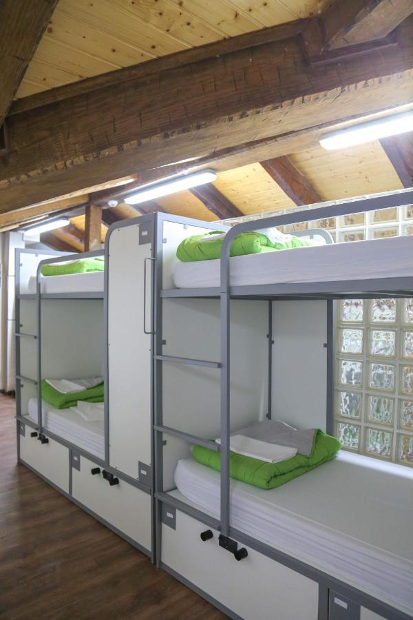 Cats Hostel Madrid Sol Luaran gambar