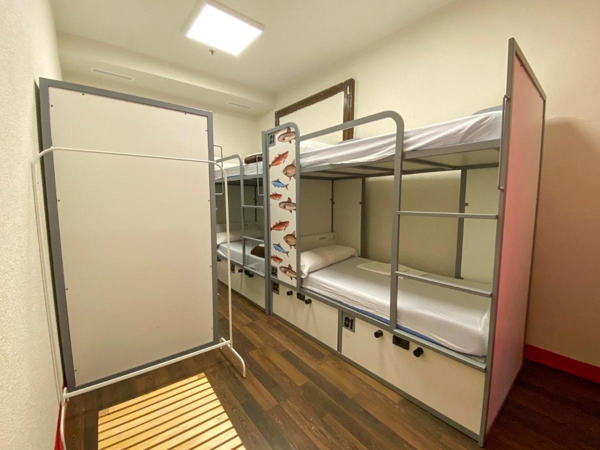 Cats Hostel Madrid Sol Luaran gambar