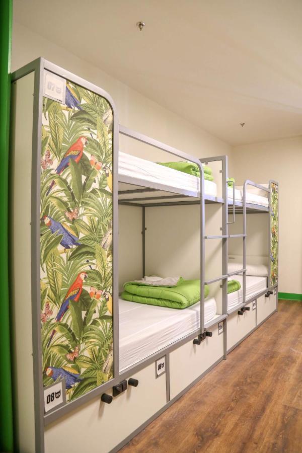 Cats Hostel Madrid Sol Luaran gambar