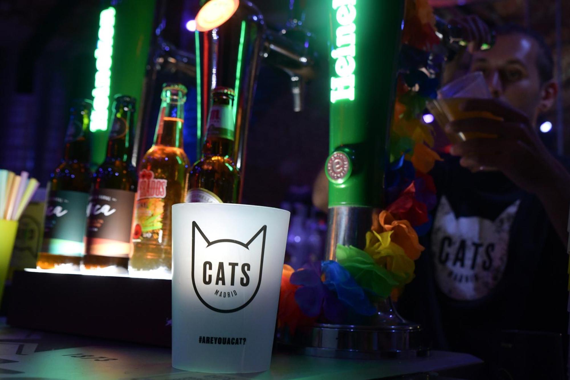 Cats Hostel Madrid Sol Luaran gambar